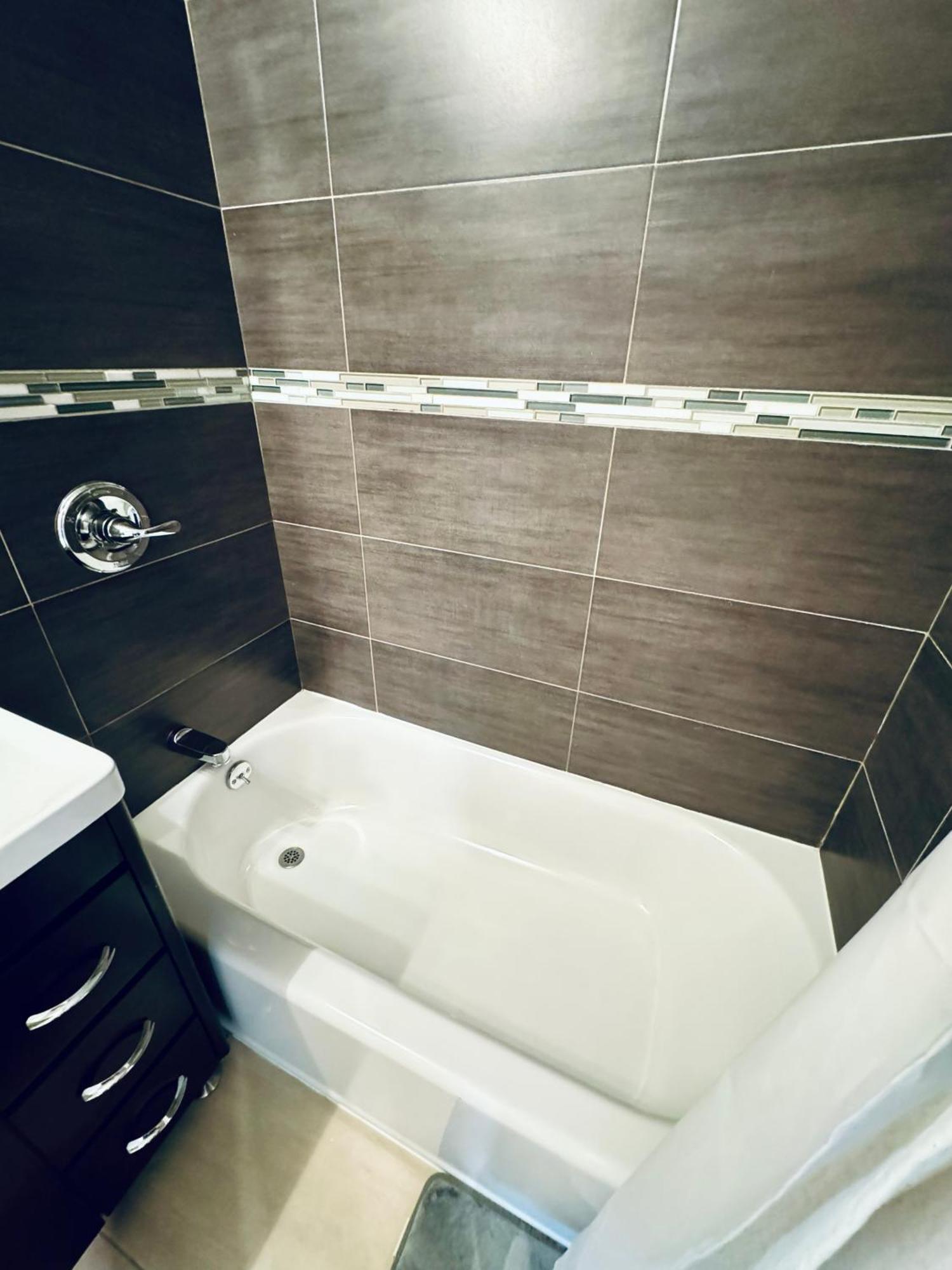 Stunning 3 Bedrooms Pangsapuri *